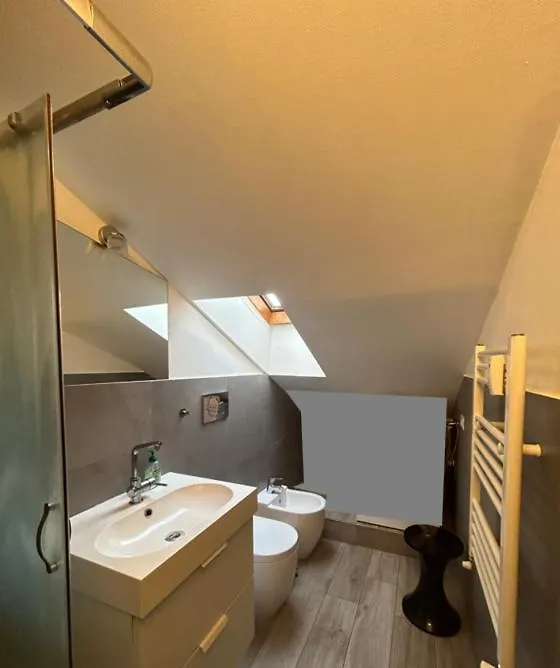 Mansarda Open Space Vicino Zona Isola Milánó Apartman